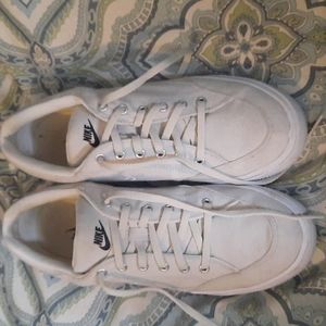 Womens Nike Canvas Shoes Size 10